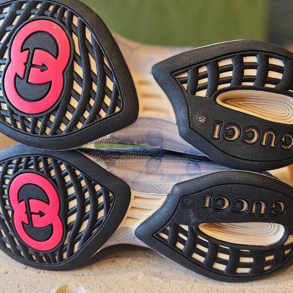 Gucci Run Sneaker 725612 AABEB - 4060 Beige Blue Monogram Leather Size 40 New - Picture 3 of 10